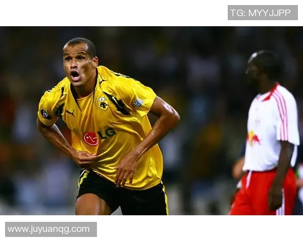 通过图片线索揭示足球明星的神秘面纱一起挑战你的足球知识和观察力